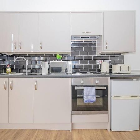 Flash Sales Offer - Any Week Day No Minimum Night Restrictions Central Hove 1 Bedroom Flat Bn38Bru02 Exteriér fotografie